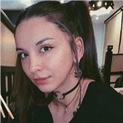 Diplomata al liceo delle scienze umane offre ripetizioni e aiuto compiti per alunni di medie e superiori in varie materie